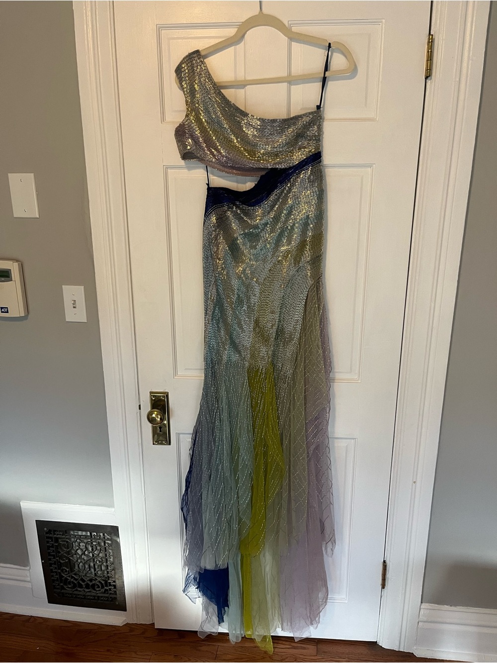 Georges Hobeika Beaded One Shoulder Tulle Gown - Size 2 - Picture 3 of 15